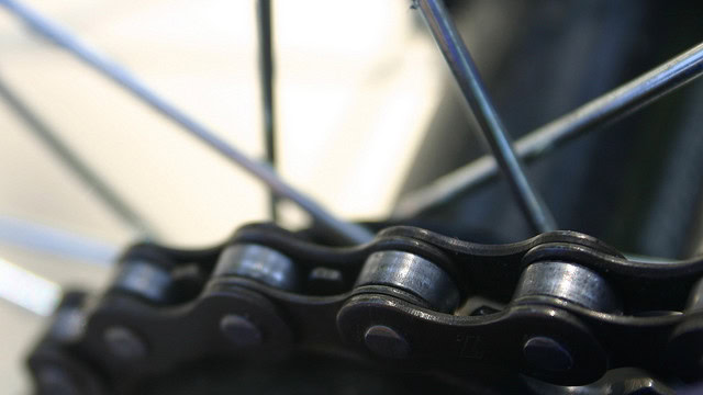 Chains - https://flic.kr/p/5pA3bR